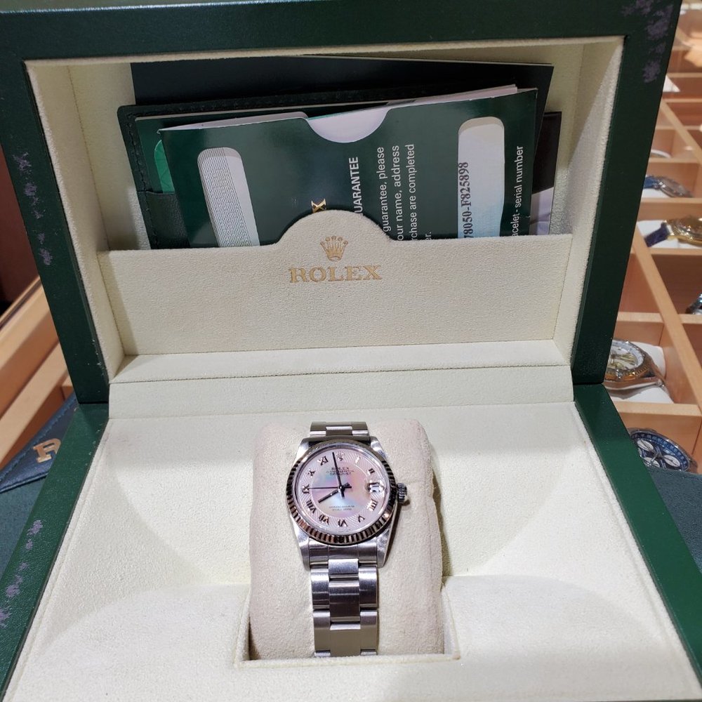 Rolex Datejust 31 Pink Mother of Pearl